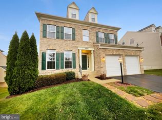 18947 Highland Park Dr, Triangle, VA 22172