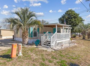 1502 Coral Reef Ln, Murrells Inlet, SC 29576