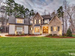 6101 Treyburn Point Dr, Durham, NC 27712