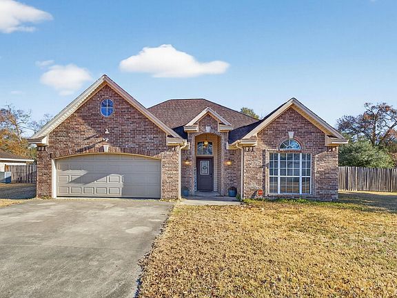 2nd image of 890 Barnhill Rd