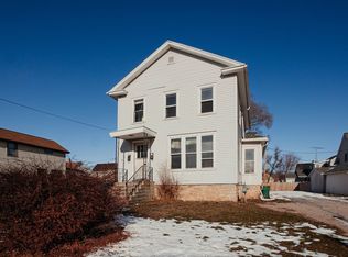 111 E 1st St, Fond Du Lac, WI 54935