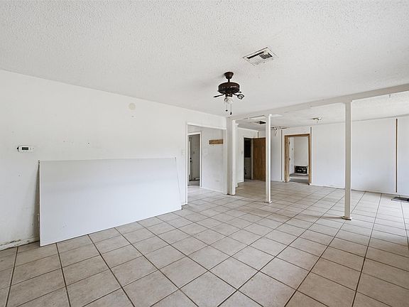 3rd image of 356 Farney Rd