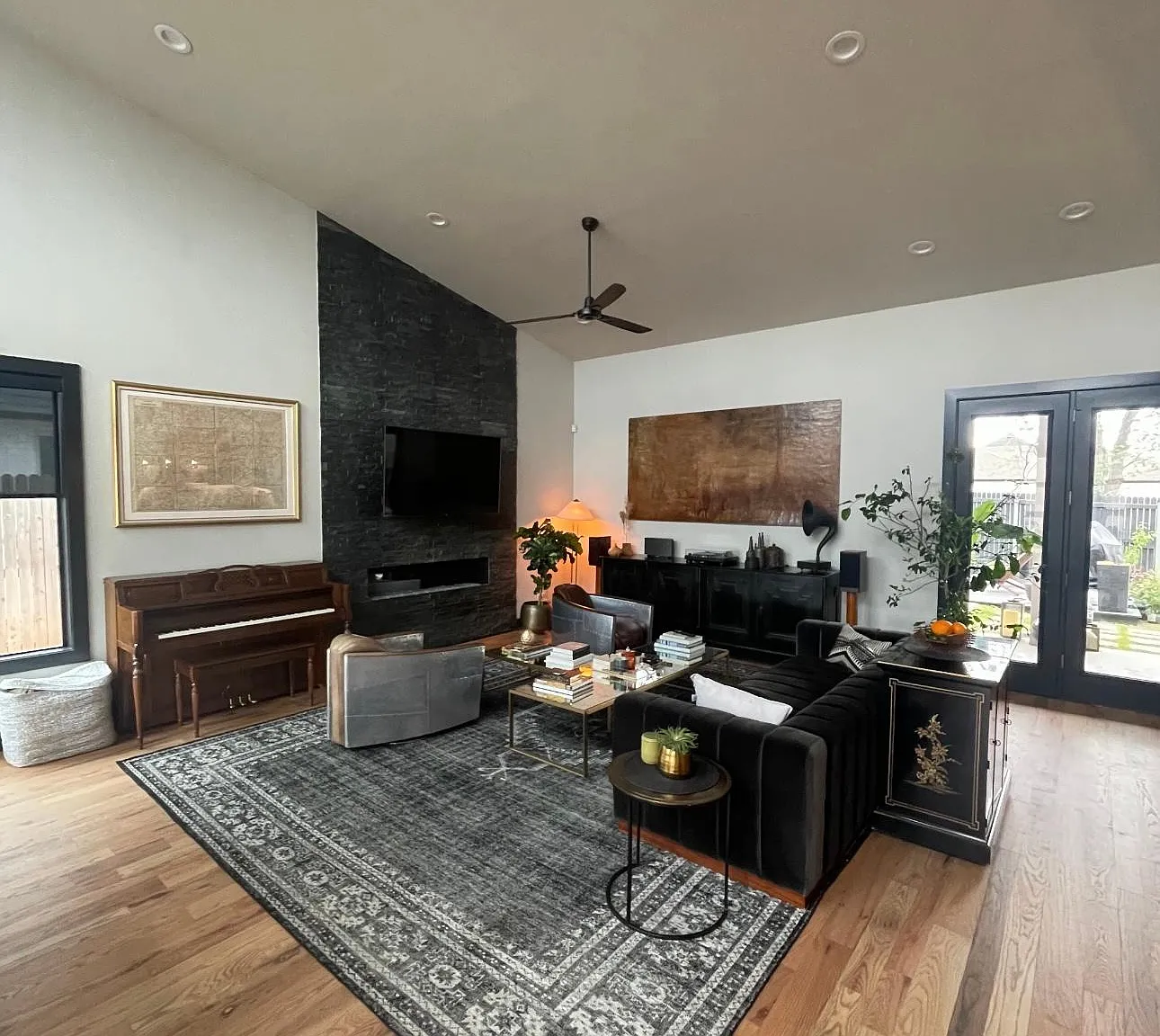 2241 W Decatur St S — Photo 3