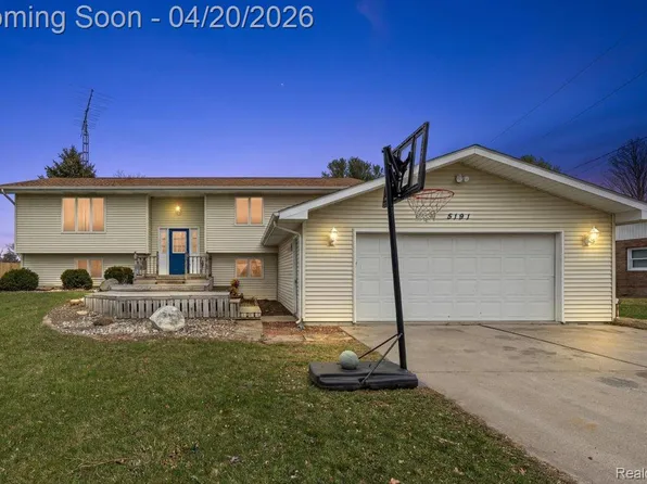 5191 Cottrell Rd, Vassar, MI 48768