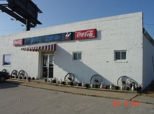 1000 S 1st St, Hiawatha, KS 66434