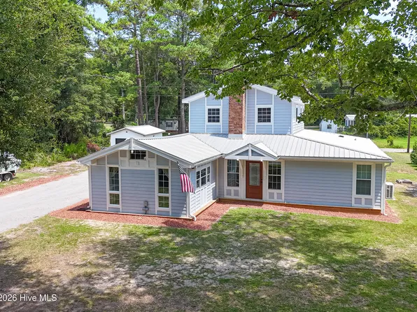 1851 Oakland Drive SW, Ocean Isle Beach, NC 28469
