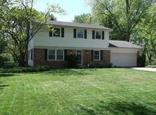 12406 Carleton Dr, Mishawaka, IN 46545