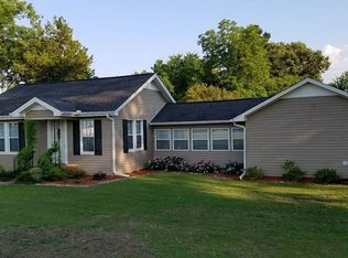 323 W Walnut St, Hallsville, TX 75650