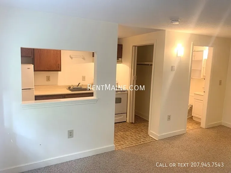 29 Chamberlain St #3 — Photo 2