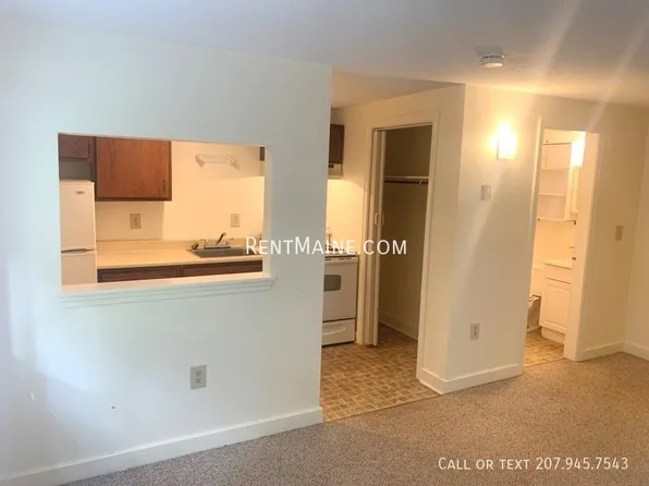 29 Chamberlain St #11, Brewer, ME 04412