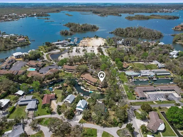 1637 SE Paradise Cir W APT 101, Crystal River, FL 34429