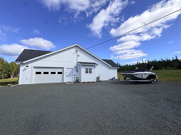 4th image of 84 Road to the Isles Road
