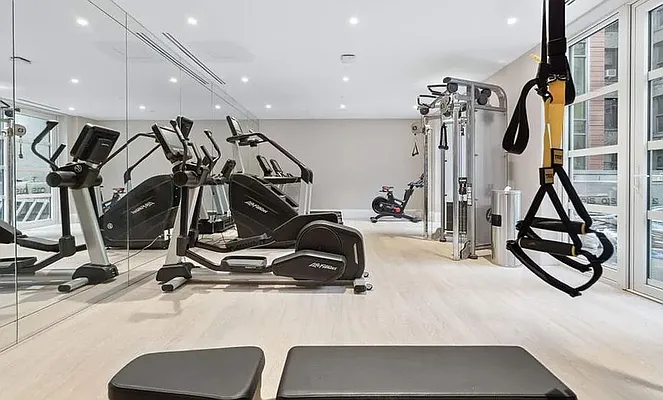 Rented by Douglas Elliman | media 16