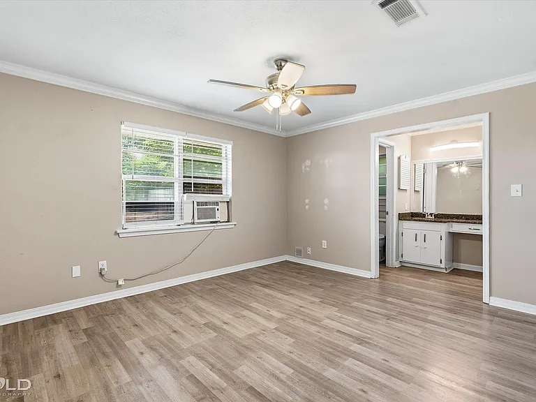 5318 Foxglove Dr — Photo 26