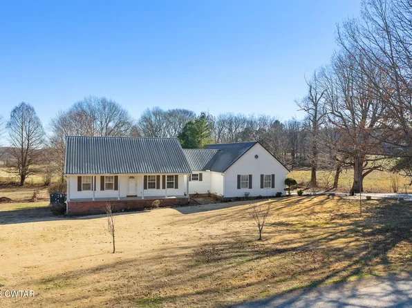 3149 Sand Ridge Rd, Lexington, TN 38351