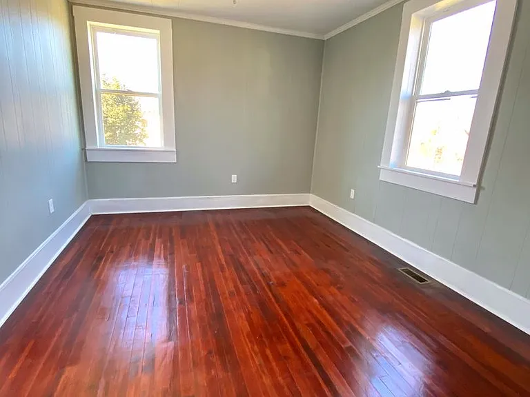 18 Sirrine St — Photo 25
