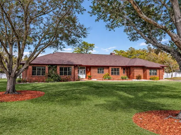 13607 2nd Ave E, Bradenton, FL 34212