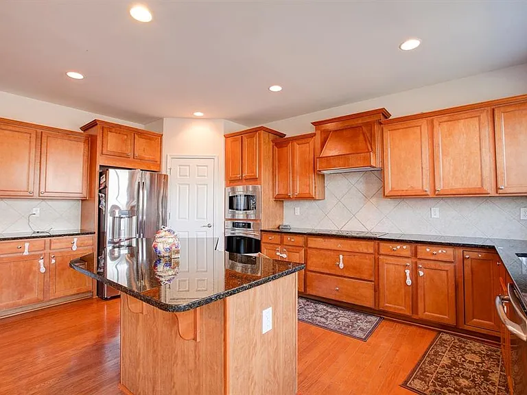 4220 Agard St — Photo 11