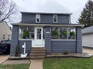 608 S Edgeworth Ave, Royal Oak, MI