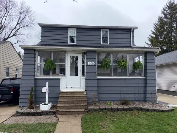608 S Edgeworth Ave, Royal Oak, MI 48067