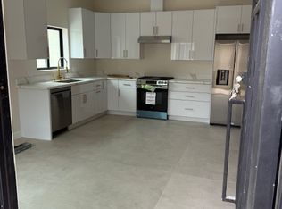 6518 Longridge Ave, Van Nuys, CA 91401