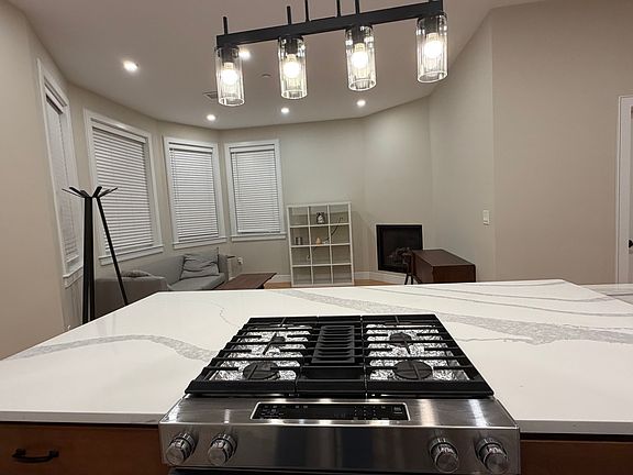 4th image of 30 Berkshire St #2