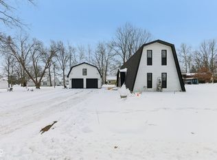 38 Homestead Dr, Sheridan, IN 46069