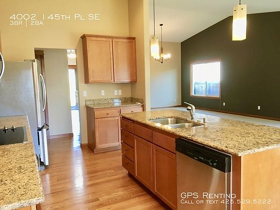 4th image of 4002 145th Pl SE