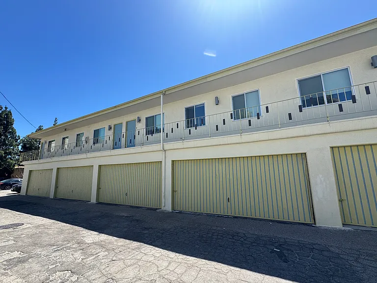 4106 Warner Blvd #D — Photo 7