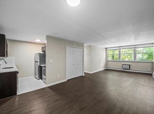 1637 W Nine Mile Rd #14, Ferndale, MI 48220