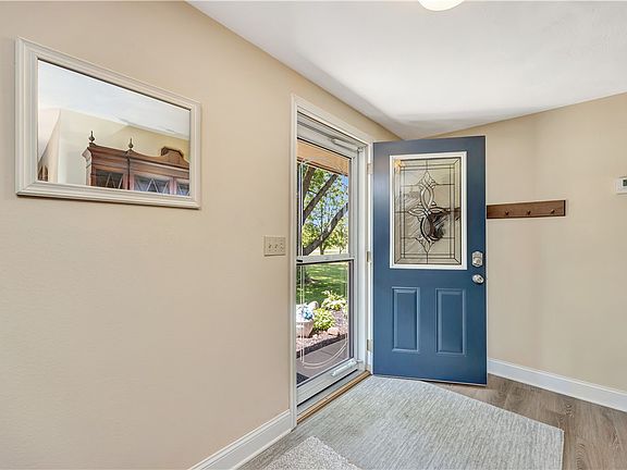 5th image of 3908 Elm Tree Rd