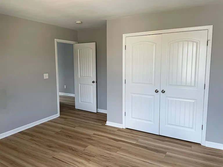 4019 Darrow Dr — Photo 23