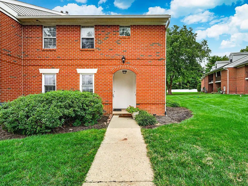 750 E Marshall St #508