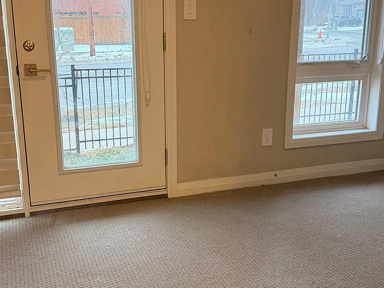 720 Grey St #50 — Photo 15