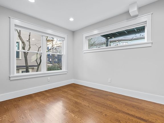 4th image of 189 Chestnut Ave APT 2L