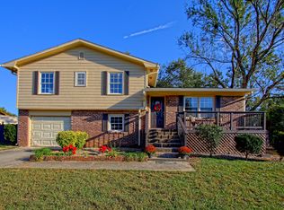 1852 Bent Trl, Snellville, GA