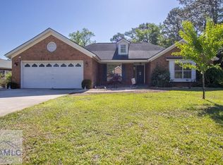 435 Arlington Dr, Hinesville, GA 31313