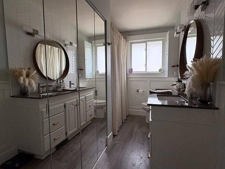1674 Russell Rd #2 — Photo 7