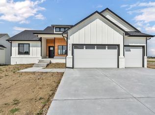 5295 Holder Ln, Wichita, KS 67226