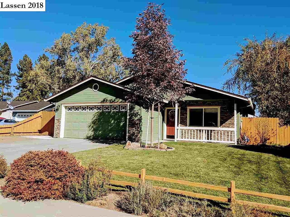 1st image of 85 Emerald Ct