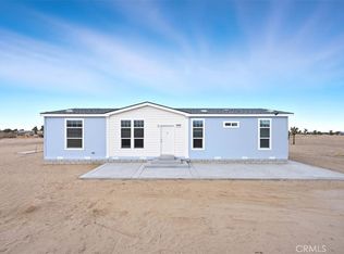 5430 Luna Rd, Phelan, CA 92371