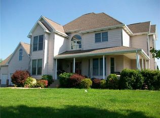 1095 Elicker Rd, New Kensington, PA 15068