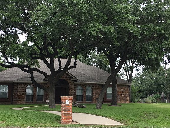 3rd image of 16902 Silverwood Dr