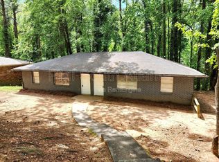 6410 Raymond Ter, Union City, GA 30291