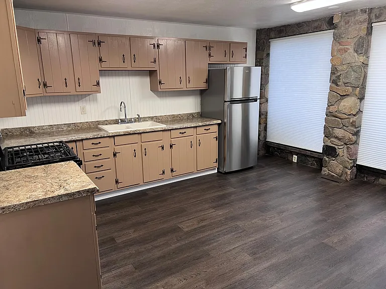 318 Main St #3 — Photo 4