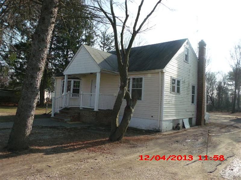 2nd image of 36 Mindres Ave