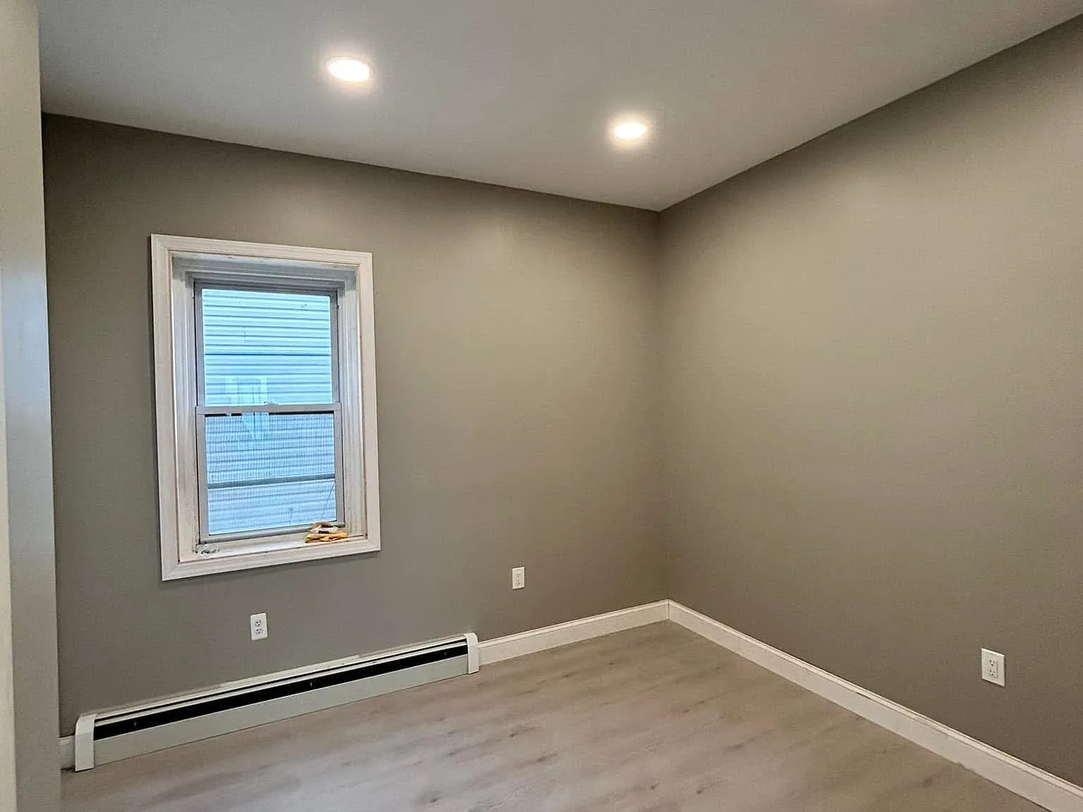 3 bed, 1200 sqft, $2,700 — Photo 4