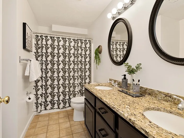 9 Grove St #1 — Photo 3