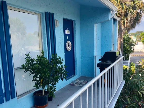 1555 14th Ave, Vero Beach, FL 32960