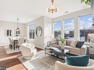 989 Buchanan St UNIT 225, Arlington, VA 22204